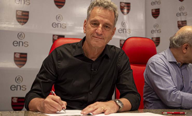 Flamengo teria feito proposta de empréstimo para contratar lateral de clube espanhol