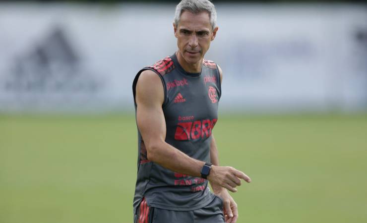 Comentarista define Paulo Sousa como 'medíocre' após derrota do Flamengo