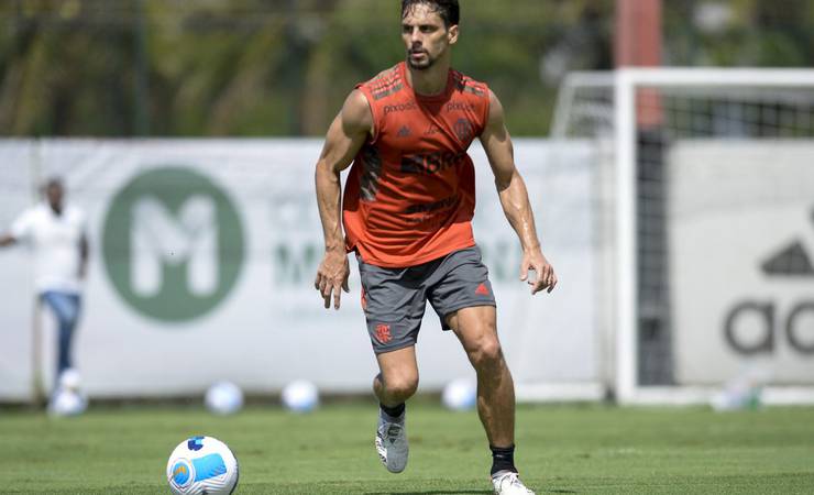 Rodrigo Caio evolui em tratamento e fica perto de retornar ao time do Flamengo