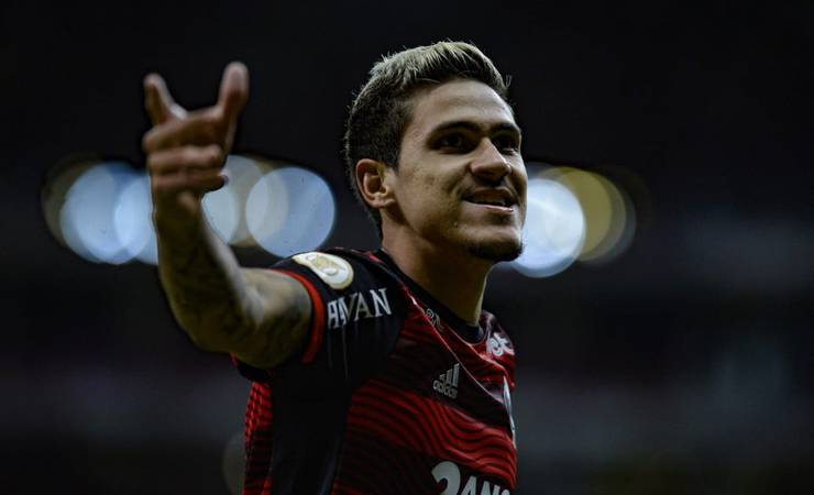 Tite vê momento de Pedro com bons olhos e convocação de atacante do Flamengo é bem possível