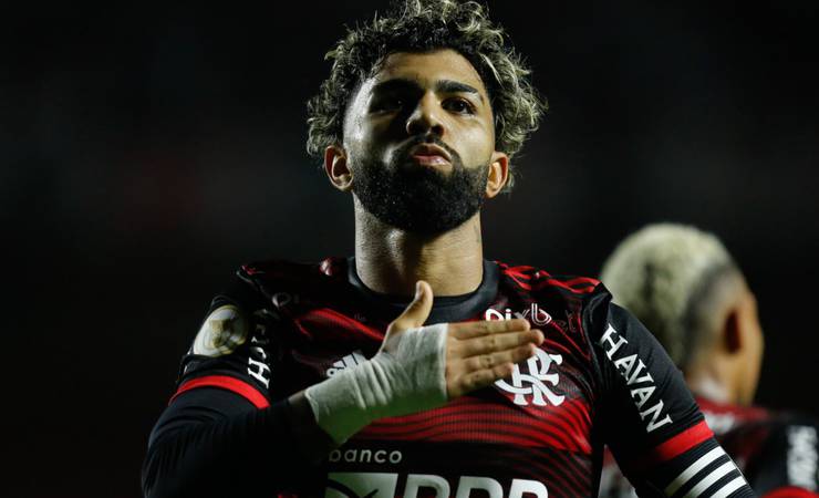 Gabigol pode ultrapassar Zico e se tornar o maior artilheiro do Flamengo em finais de Libertadores