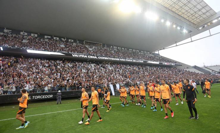 Adversário do Flamengo na Copa do Brasil, Corinthians realiza treino aberto à torcida antes da final