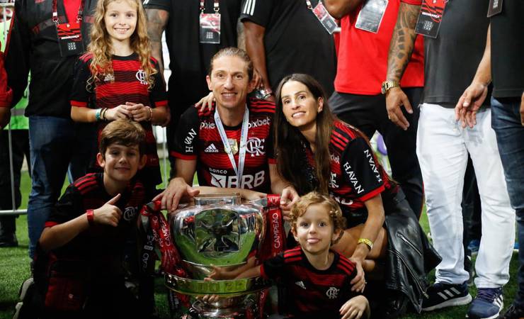 Flamengo muda foco, e Filipe Luís vê aprendizados para a Libertadores