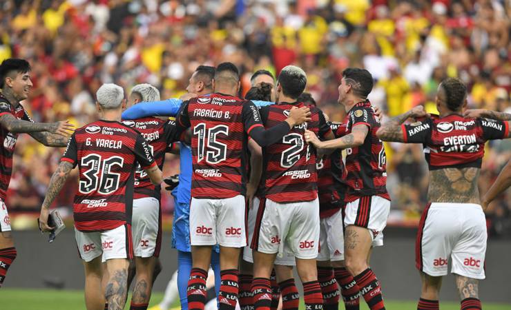Em nota, Flamengo pede para torcedores não irem ao aeroporto
