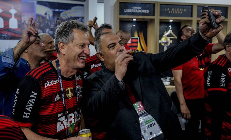 Em dúvida sobre Rodinei, Flamengo define reuniões sobre renovações do elenco