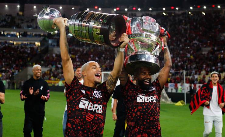Braz explica que manifestações têm atrasado comemorações do Flamengo por título da Libertadores