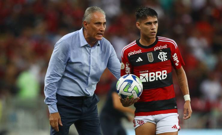 Defesa do Flamengo apresenta evolução após chegada de Tite