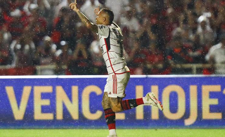 Everton Cebolinha, do Flamengo, é eleito o craque da rodada do Brasileirão