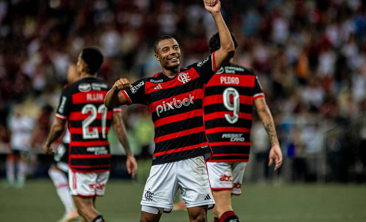 Flamengo volta a ocupar a liderança do Brasileirão após 115 rodadas