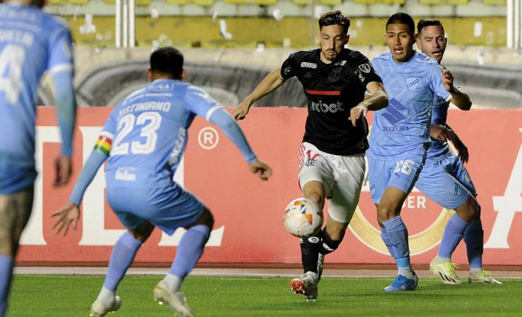 Desempenho ruim fora de casa na Libertadores vira preocupação para o Flamengo