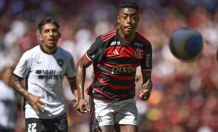 Bruno Henrique, do Flamengo, vê influência de pressão de Textor em arbitragem