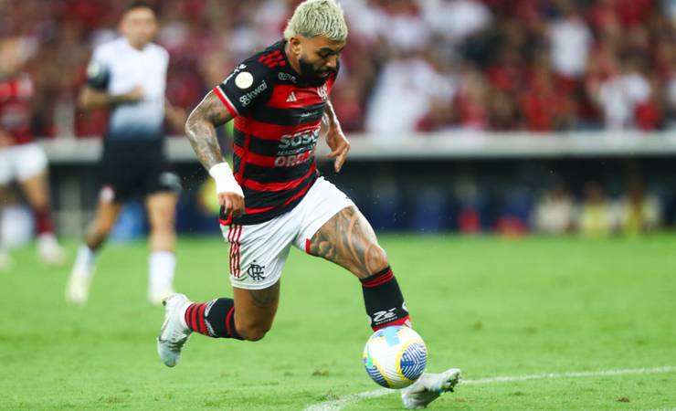 Santos apresenta proposta por Gabigol, atacante do Flamengo