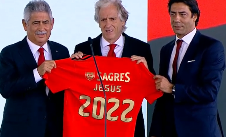 Dirigente do Benfica revela que Jorge Jesus fala sobre o Flamengo 'todos os dias'
