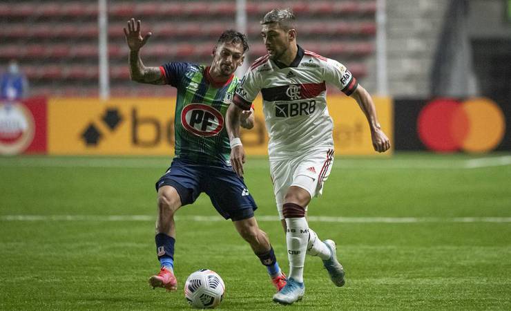 Análise: Mal acostumado na Libertadores, Flamengo vê que nem sempre resolverá problemas criados por ele