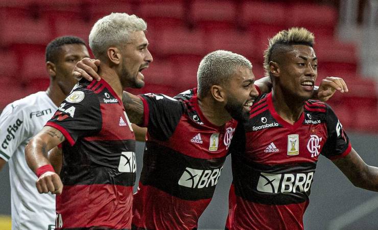 Trio de ataque do Flamengo tem mais de metade dos gols do clube nos últimos três anos