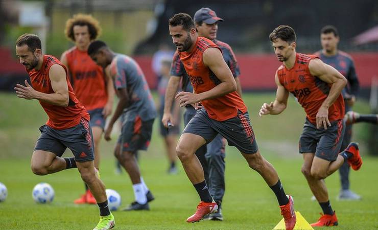 Flamengo x Barcelona de Guayaquil: onde assistir ao vivo, horário e escalações da semifinal da Libertadores