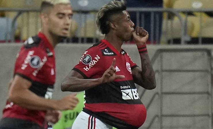 Análise: Flamengo constrói boa vantagem, mas dependência de esquema reativo impede definição de vaga