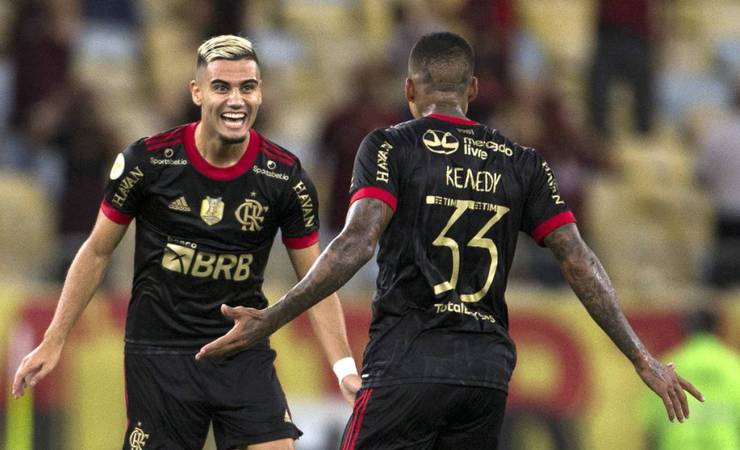 Torcedores de Flamengo e Palmeiras só irão entrar no Uruguai para final da Libertadores vacinados e com teste negativo