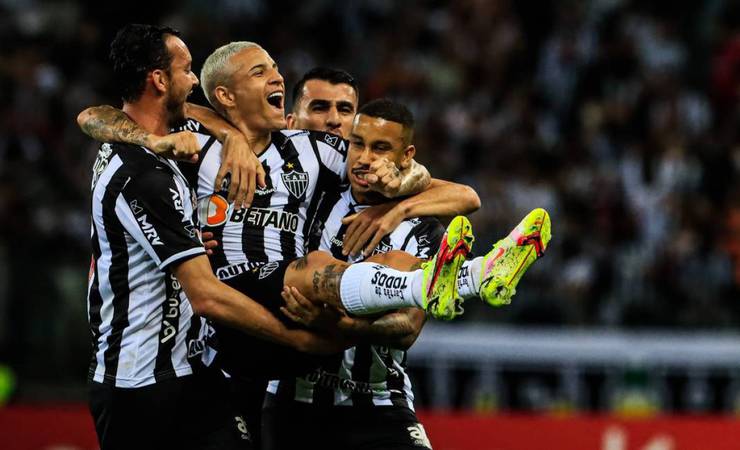Chances de vitória do Atlético-MG são maiores que as do Flamengo na rodada, mas empate com Cuiabá é resultado mais provável