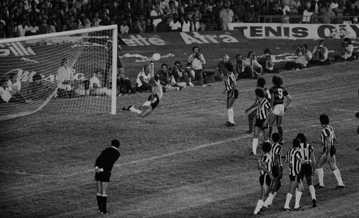 Supercopa: de memes a bastidores, Flamengo e Atlético-MG reaquecem rivalidade de quase 50 anos