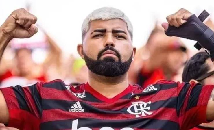 Sósia de Gabigol relata ameaças após atacante Flamengo aparecer com camisa do Corinthians e ser punido