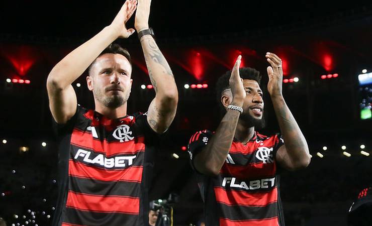 Filipe Luís revela quando Flamengo poderá contar com Saúl e Emerson