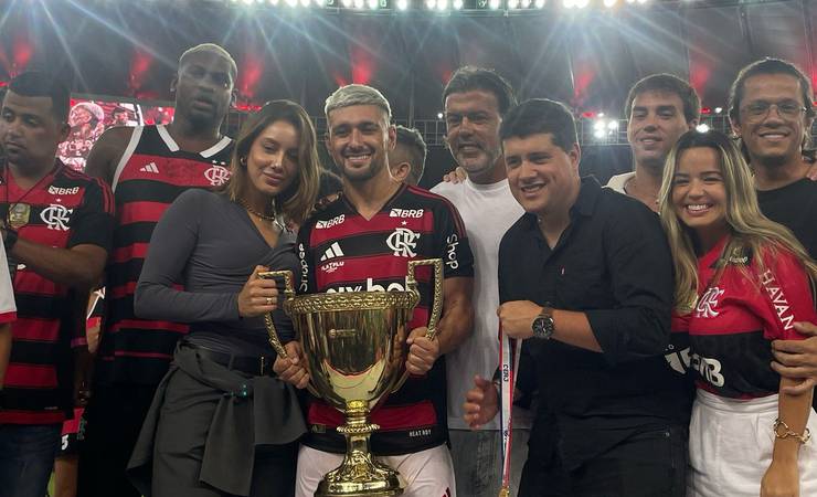Arrascaeta lembra sacrifício na Copa do Brasil e espera 2025 melhor fisicamente: 'Foi complicado'