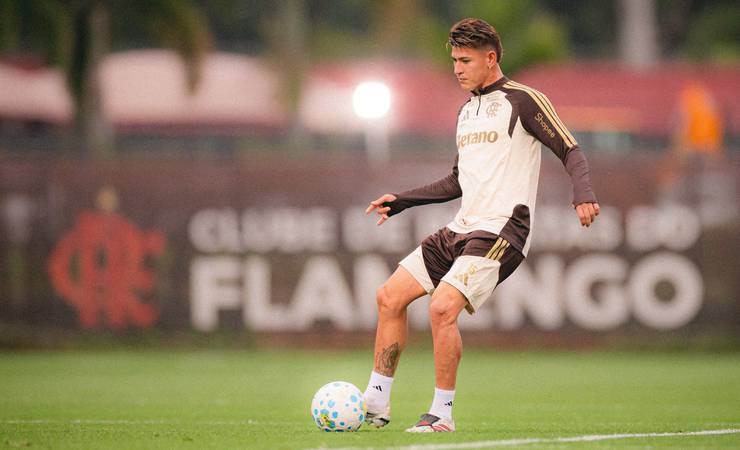 Carrascal brilha no Flamengo e abre caminho para titularidade após o 2x0