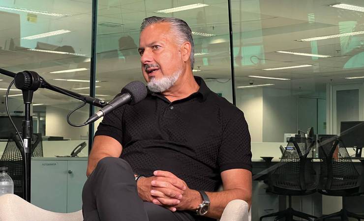 Boto revela que Flamengo já está em negociações por reforços do meio do ano: 'Sabemos exatamente o que queremos'