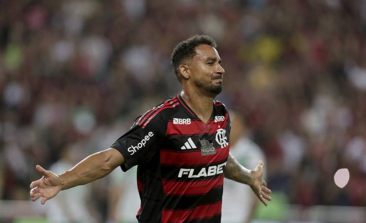 Reforços internos para a temporada, Danilo e Pedro 'reestreiam' em definitivo no Flamengo