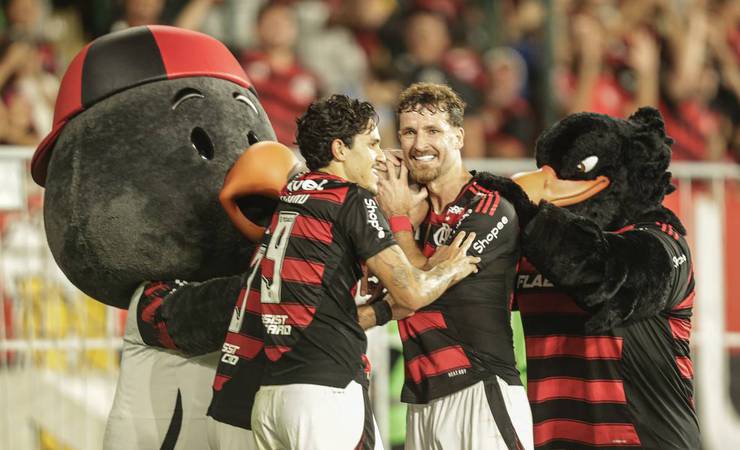 Flamengo prova que elenco farto vai te dar vantagens na temporada