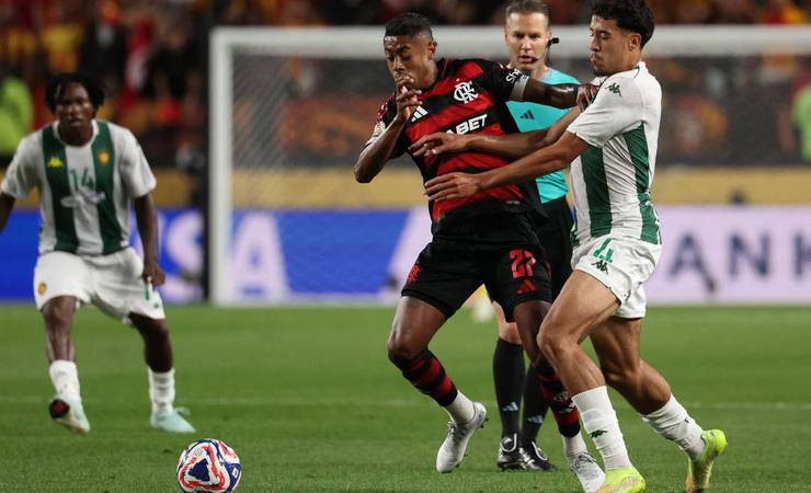 Bruno Henrique analisa confronto contra o Chelsea e destaca estilo ofensivo da equipe inglesa: 'jogo que a gente gosta'