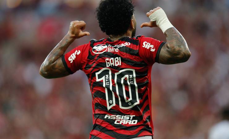 Proibido de vestir a camisa 10 do Flamengo, Gabigol usará 99 como novo número