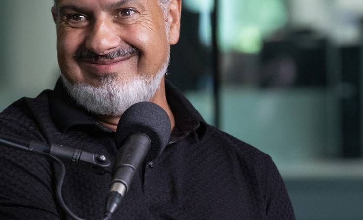 Em entrevista ao 'Toca e Passa', José Boto, do Flamengo, elogia: 'Há muita coisa no Brasil bem melhor do que na Europa'