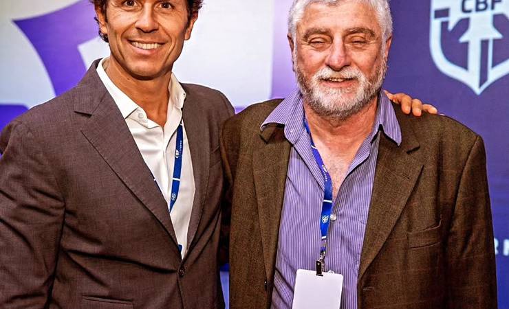 Após críticas a De la Cruz, José Luiz Runco é demitido do Flamengo; substituto será definido por Bap