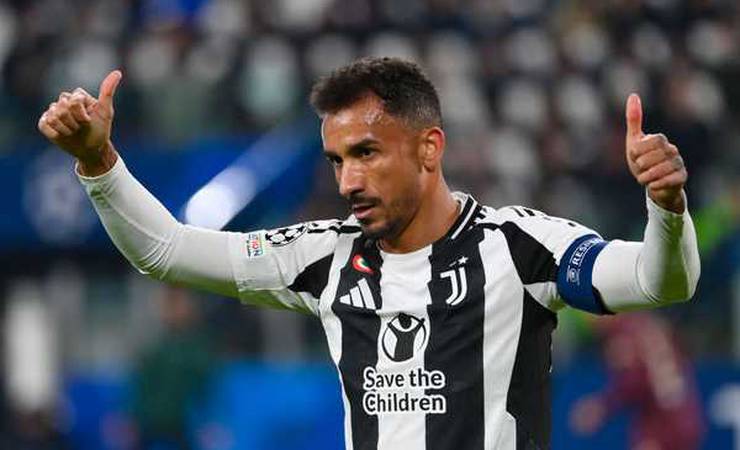 Danilo rescinde com a Juventus e é aguardado no Rio nesta terça para assinar com o Flamengo