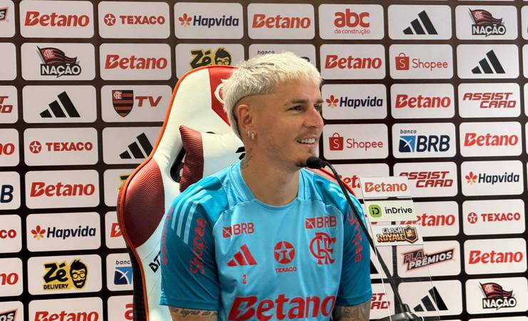 Varela fala sobre a final da Libertadores: 'Sinceramente, prefiro a LDU'