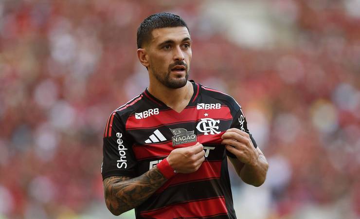 Flamengo congela negociação por renovação com Arrascaeta e indica outras prioridades