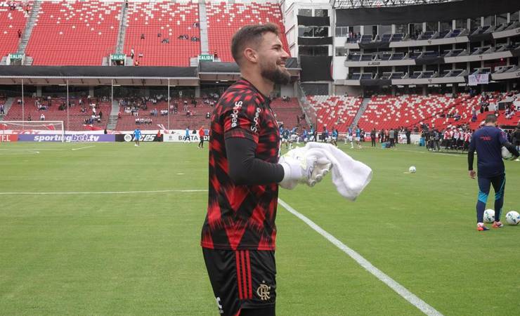 Filipe Luís projeta descanso para Rossi e Matheus Cunha titular do Flamengo na Copa do Brasil