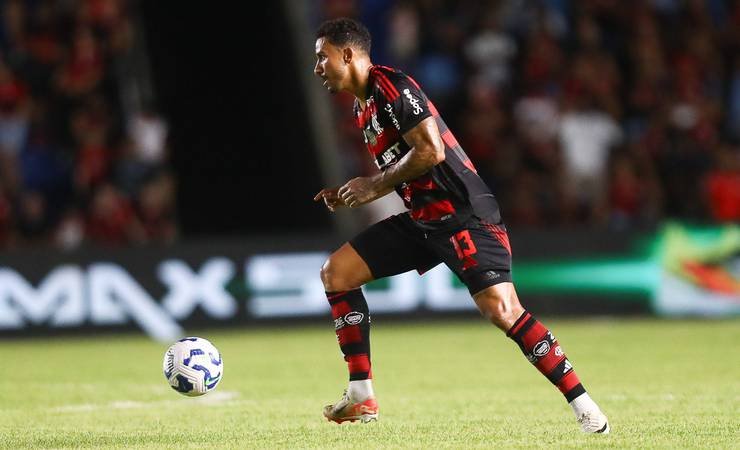 Escalação do Flamengo: Gerson volta, e Filipe Luís deve ter ataque inédito contra Botafogo-PB