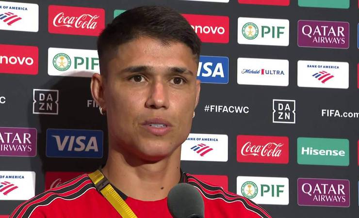 Luiz Araújo diz que Flamengo está no mesmo nível dos times europeus: "Se olhar o elenco, só tem grandes jogadores"
