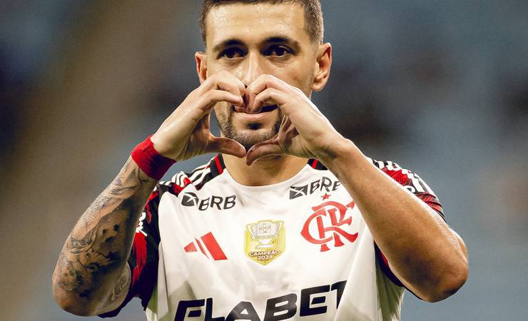 Arrascaeta, do Flamengo, chega a 50 gols contra principais times do Brasil