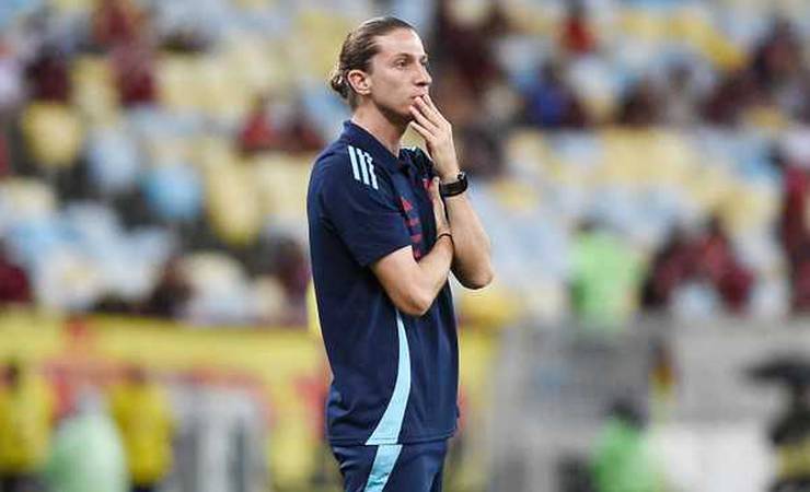 Filipe Luís explica Flamengo todo reserva e crava Danilo na Supercopa: "Ele vai estar disponível"