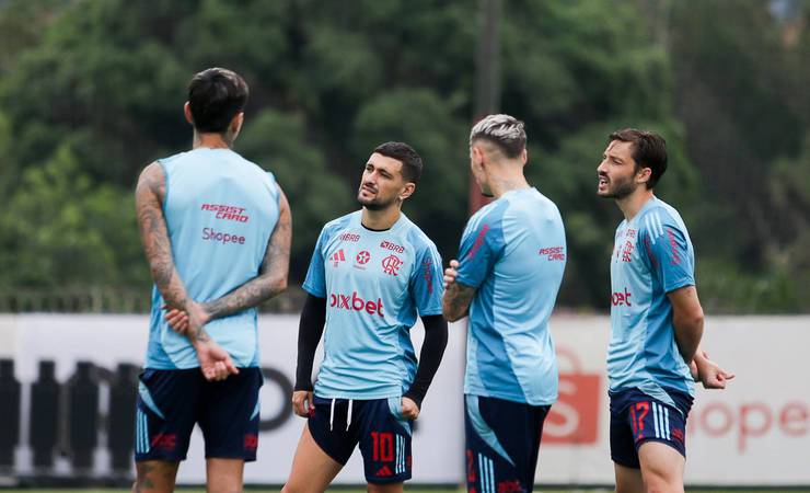 Com 10 convocados na Data Fifa, Flamengo muda programação e adia ida aos EUA para a Copa de Clubes