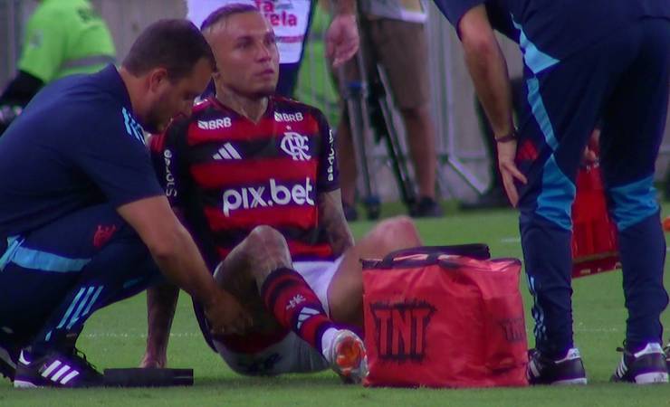 Flamengo tem cinco jogadores no departamento médico em menos de um mês