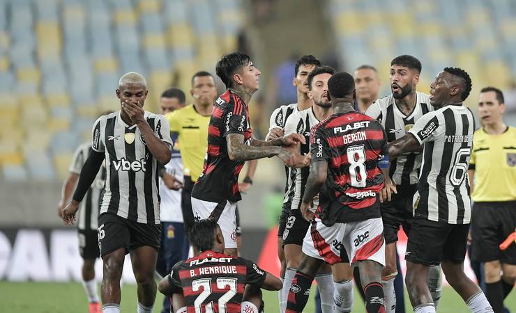 Barboza, Cleiton e Alex Telles são punidos em julgamento da briga no Flamengo x Botafogo; veja as penas