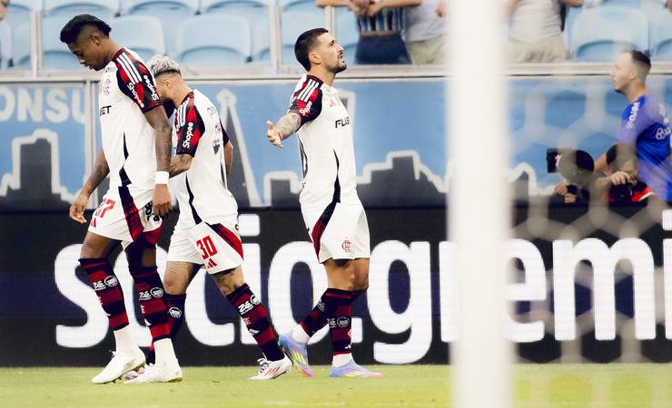 Análise: Flamengo controla Grêmio com facilidade, mas terá vida mais tranquila se chutar mais a gol