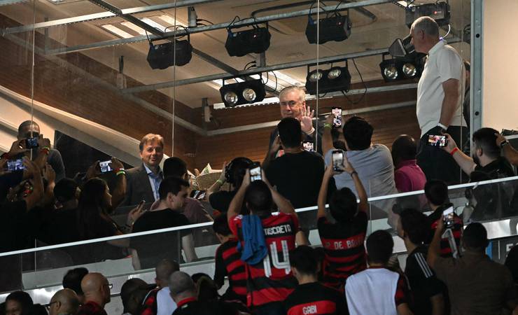 Ancelotti vai ao Maracanã para ver Flamengo x Deportivo Táchira