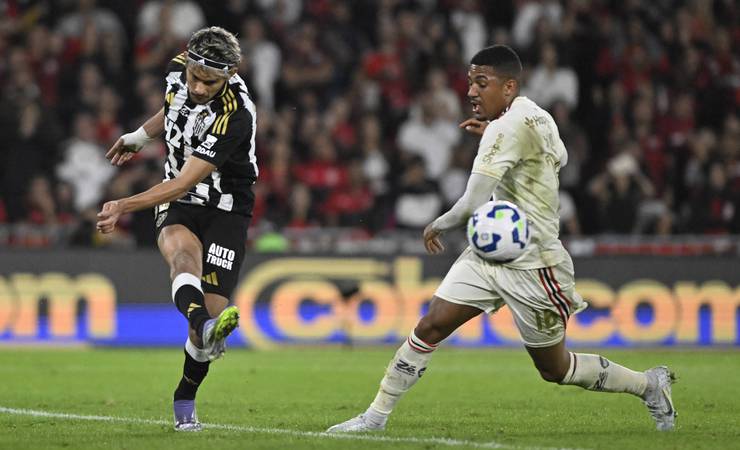 Flamengo fez experimentos no Maracanã
