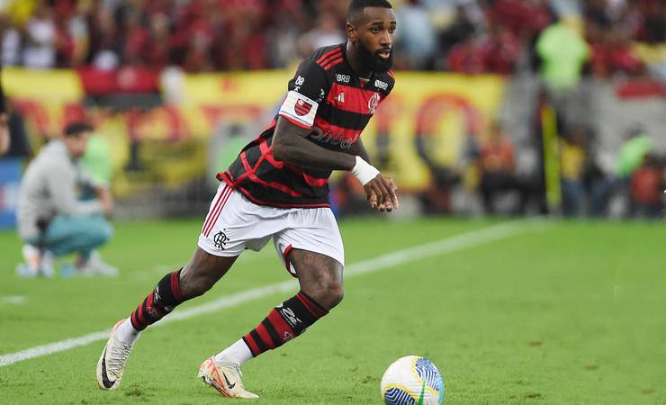 Flamengo e Gerson defendem longas escritas em jogos contra o Palmeiras